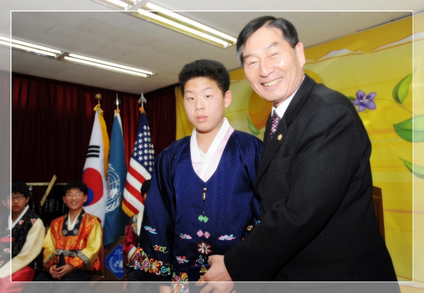 대성동 초등학교 졸업식(2011. 02. 16) 2번째 파일