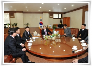 하다노시의회 부의장 내방(2011. 02. 08) 2번째 파일