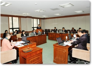 제140회 임시회 제2차 기획행정위원회(2011. 03. 24) 5번째 파일