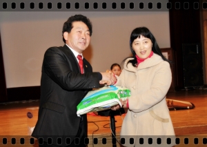 북한이탈주민을 위한 송년회1(2011. 12. 17) 4번째 파일