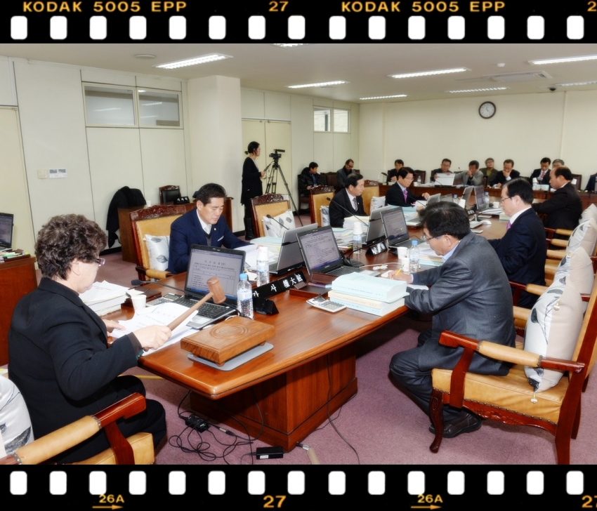 제164회 제2차 정례회 제1차 예산결산특별위원회(2013. 12. 12) 3번째 파일