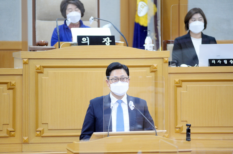파주시의회 이용욱 의원, 운정 청소년수련관 건립 촉구 5분 자유발언