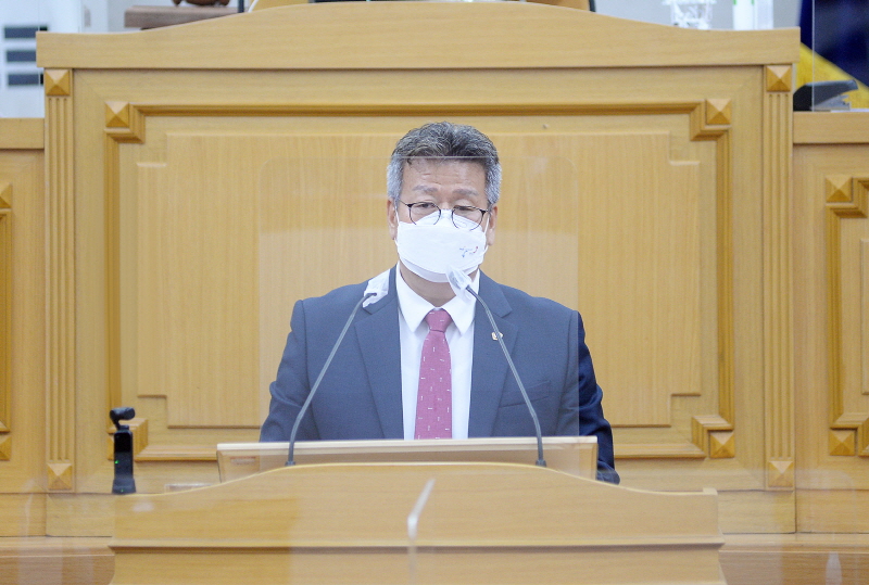 파주시의회 안명규 의원, 주차장 수급실태 및 원형로터리 주변 주차장 문제 시정질문