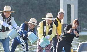 어린 물고기 방류 행사 (2026. 09. 07) 4번째 파일